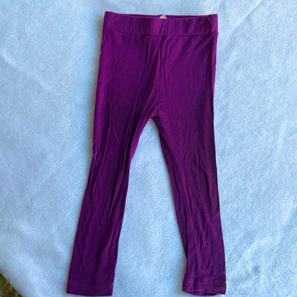 Kate Quinn 18-24 month leggings purple. GUC